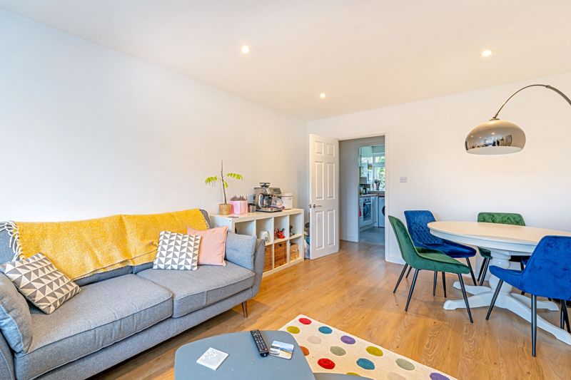 Living Room- click for photo gallery